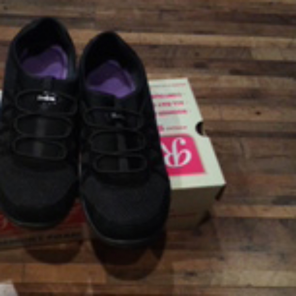 Skechers Relaxed fit with memory foam